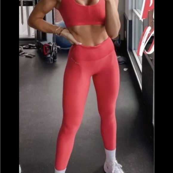 Whitney Simmons GymShark Leggings - Picture 2 of 13